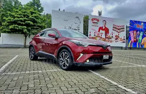 Toyota CHR 2018 SUV (Used)