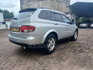 Micro Kyron 2010 SUV (Used)