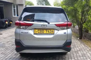 Toyota Rush 2018 SUV (Used)