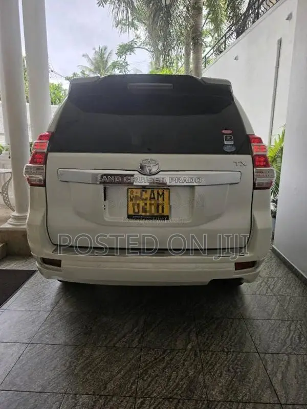 Toyota LAND CRUISER PRADO 150 TX 6FORWARD 2015 SUV (Used)