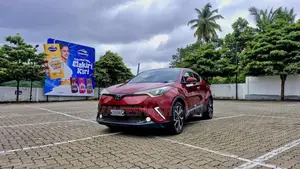 Toyota CHR 2018 SUV (Used)