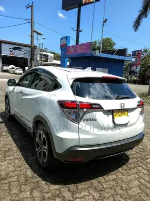 Honda Vezel 2016 SUV (Used)