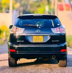 Toyota Lexus 2005 SUV (Used)