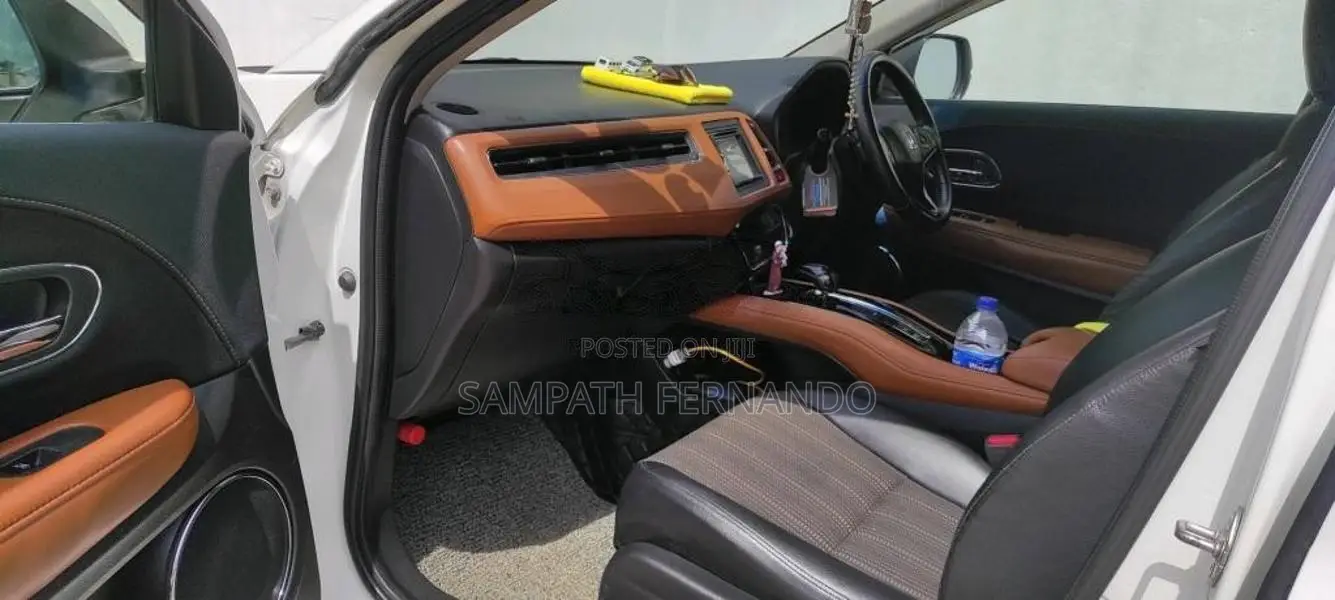 Honda Vezel 2014 SUV (Used)