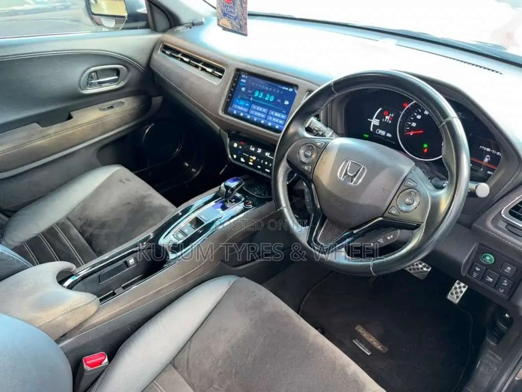 Honda Vezel RS Sensing 2018 SUV (Used)