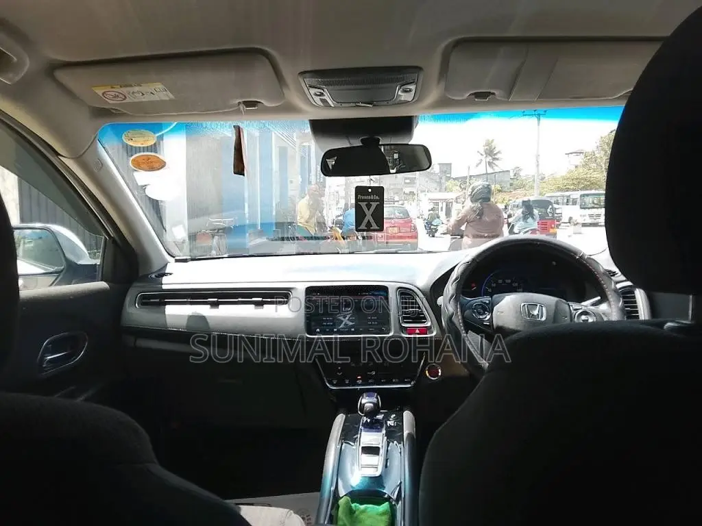 Honda Vezel 2016 SUV (Used)