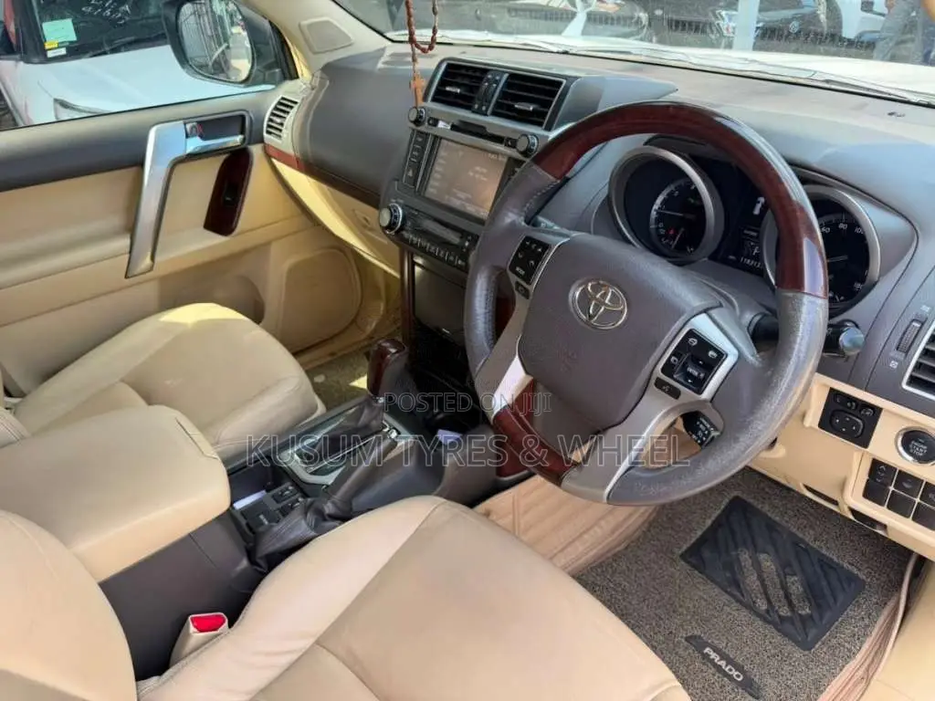 Toyota Land Cruiser Prado 2014 SUV (Used)
