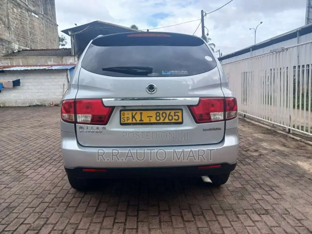 Micro Kyron 2010 SUV (Used)