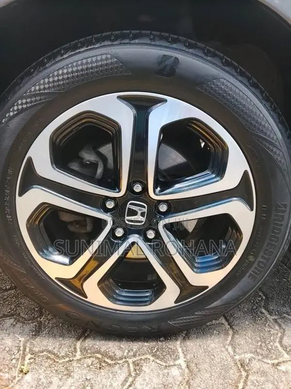 Honda Vezel 2016 SUV (Used)