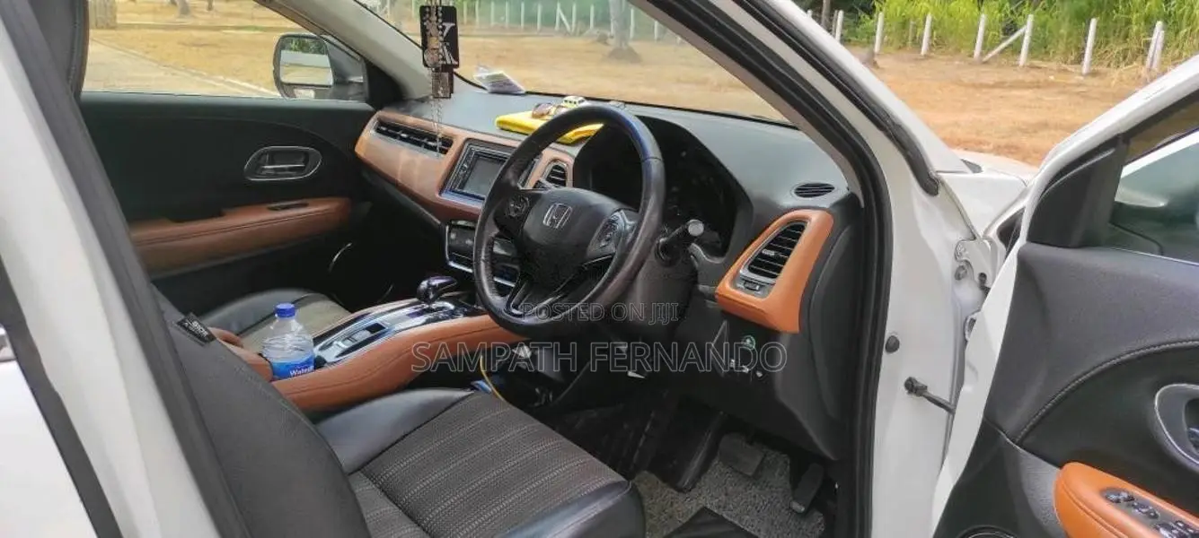 Honda Vezel 2014 SUV (Used)