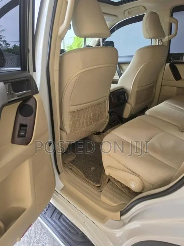 Toyota LAND CRUISER PRADO 150 TX 6FORWARD 2015 SUV (Used)