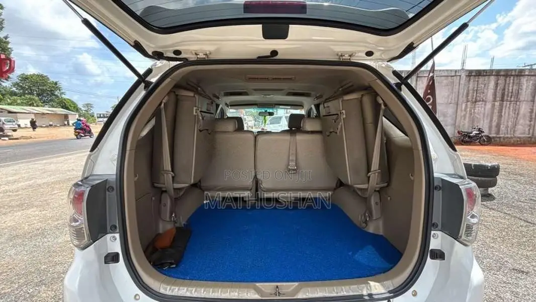 Toyota Fortuner 2013 SUV (Used)