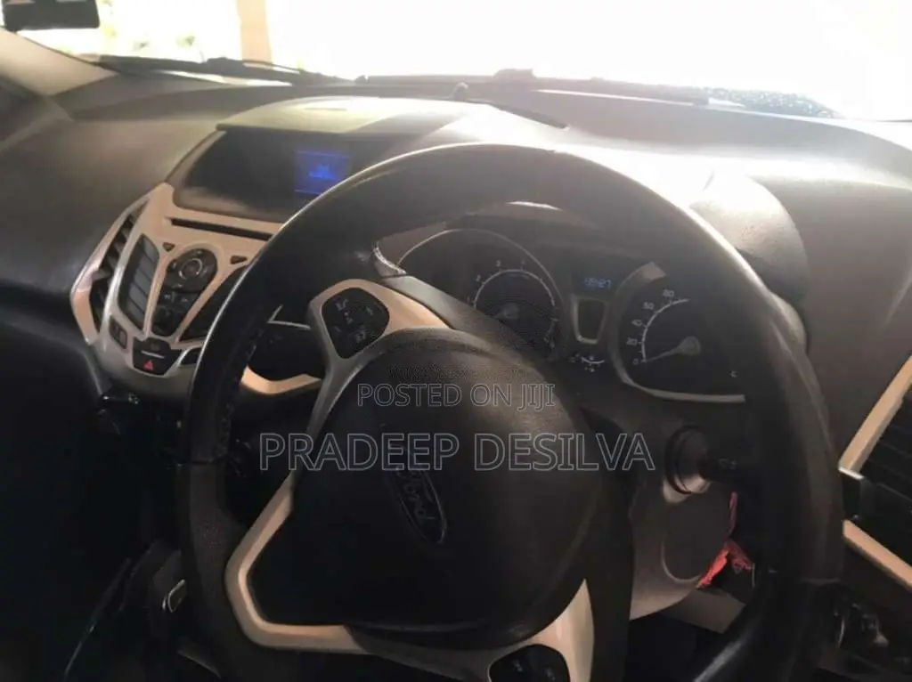 Ford Ecosport Titanium 2017 SUV (Used)