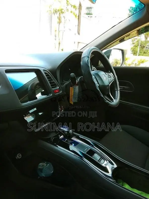 Honda Vezel 2016 SUV (Used)