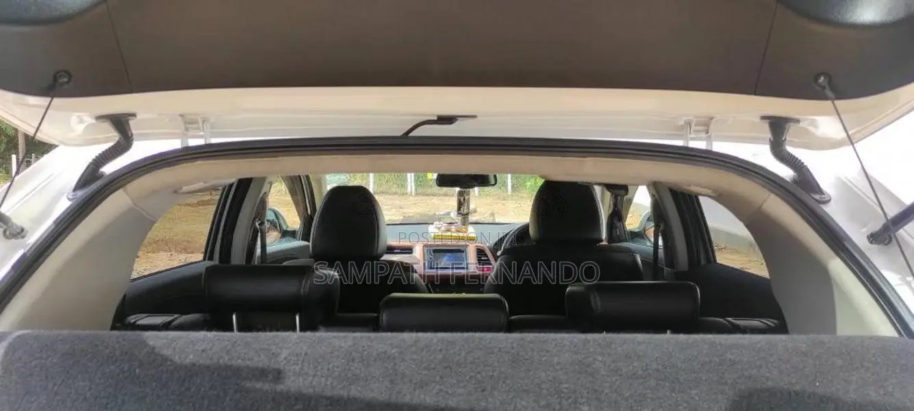 Honda Vezel 2014 SUV (Used)