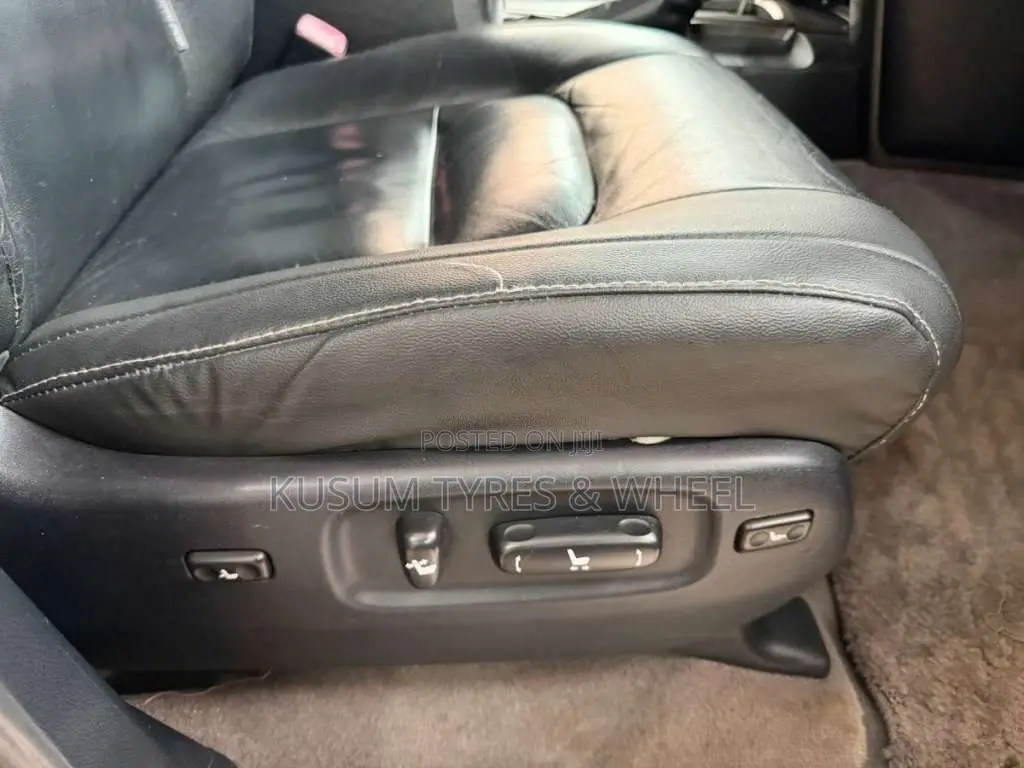 Toyota Land Cruiser Sahara ZX 60th Anniversary 2011 SUV (Used)