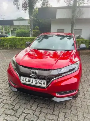 Honda Vezel Rs Sensing 2017 SUV (Used)