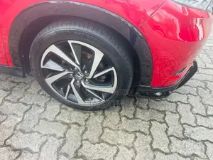 Honda Vezel Rs Sensing 2017 SUV (Used)