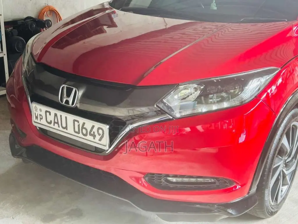 Honda Vezel Rs Sensing 2017 SUV (Used)