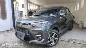 Toyota Raize 2025 SUV (Used)