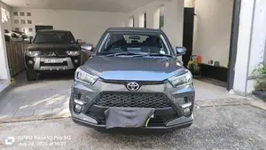 Toyota Raize 2025 SUV (Used)