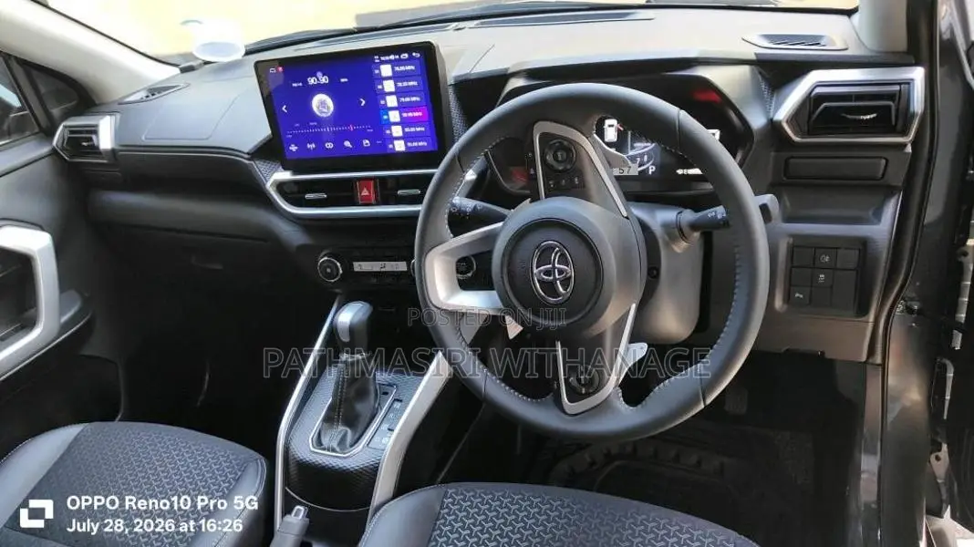Toyota Raize 2025 SUV (Used)