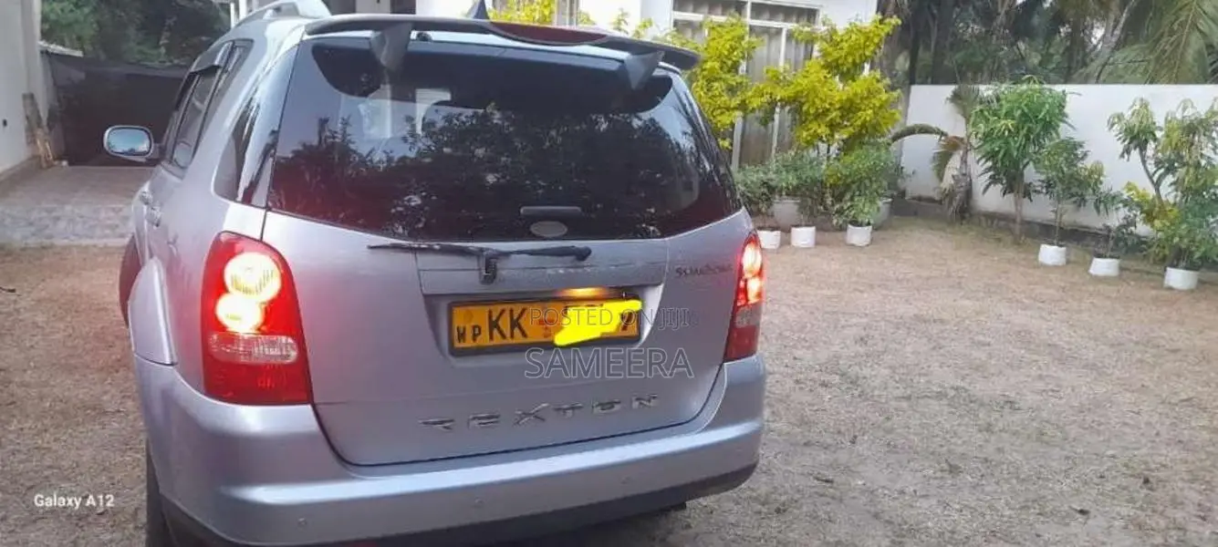 Micro Rexton 2009 SUV (Used)