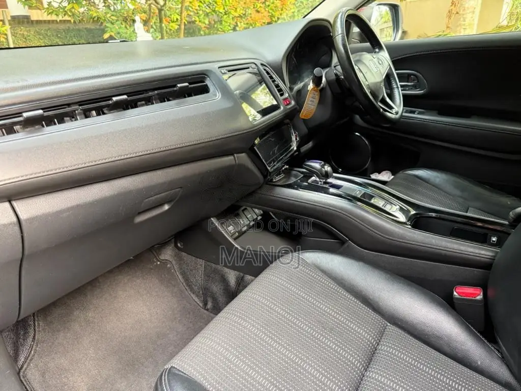 Honda Vezel 2014 SUV (Used)