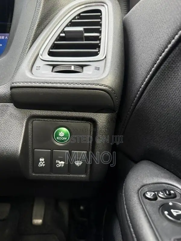 Honda Vezel 2014 SUV (Used)