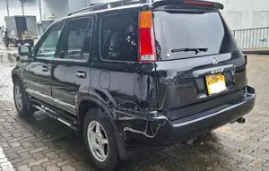 Honda CRV 2000 SUV (Used)