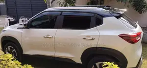 Nissan Magnite 2025 SUV (Used)