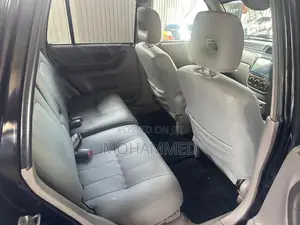 Honda CRV 2000 SUV (Used)