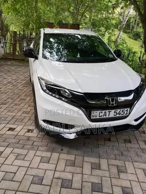 Honda Vezel Rs Sensing 2017 SUV (Used)