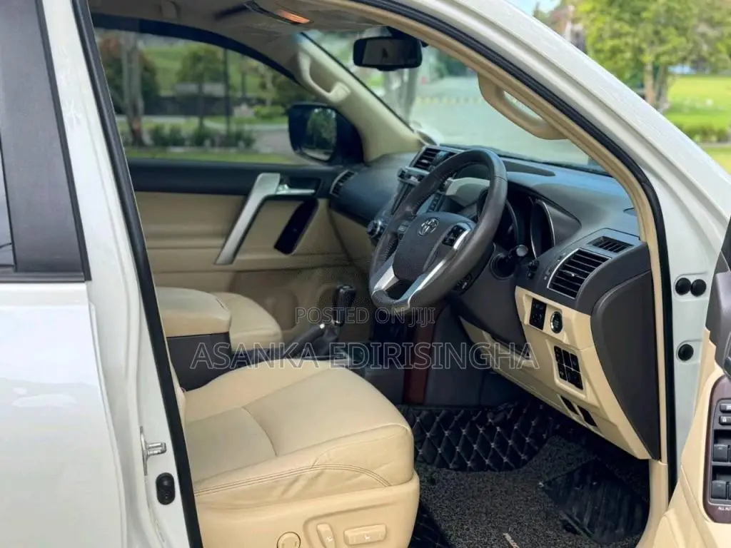 Toyota Land Cruiser Prado VX 2019 SUV (Used)