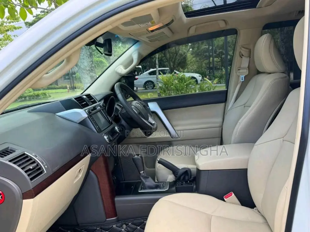 Toyota Land Cruiser Prado VX 2019 SUV (Used)