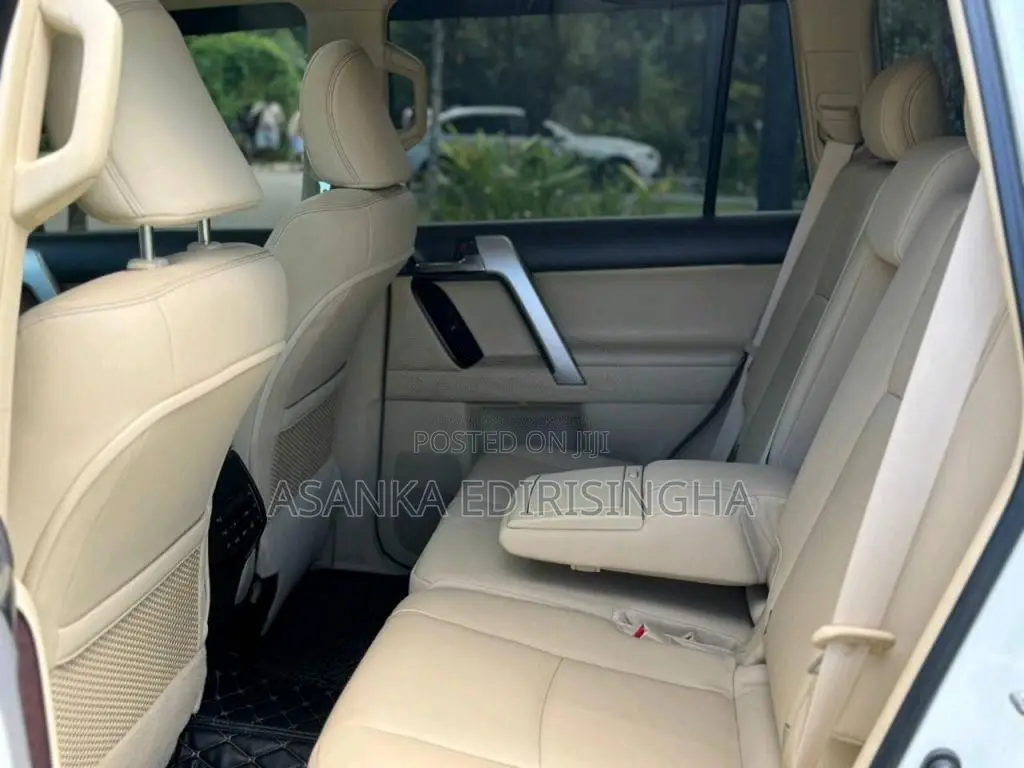 Toyota Land Cruiser Prado VX 2019 SUV (Used)