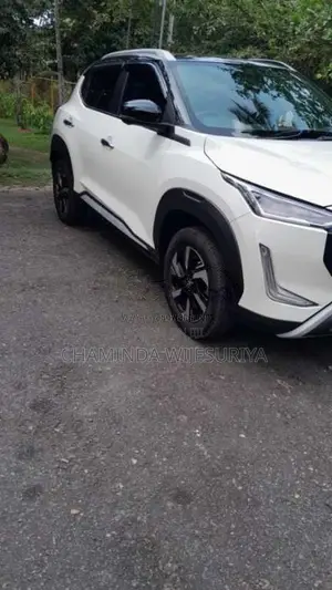 Nissan Magnite 2025 SUV (Used)