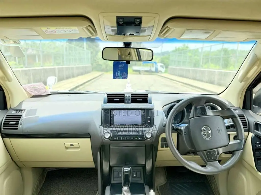 Toyota Prado 2014 SUV (Used)