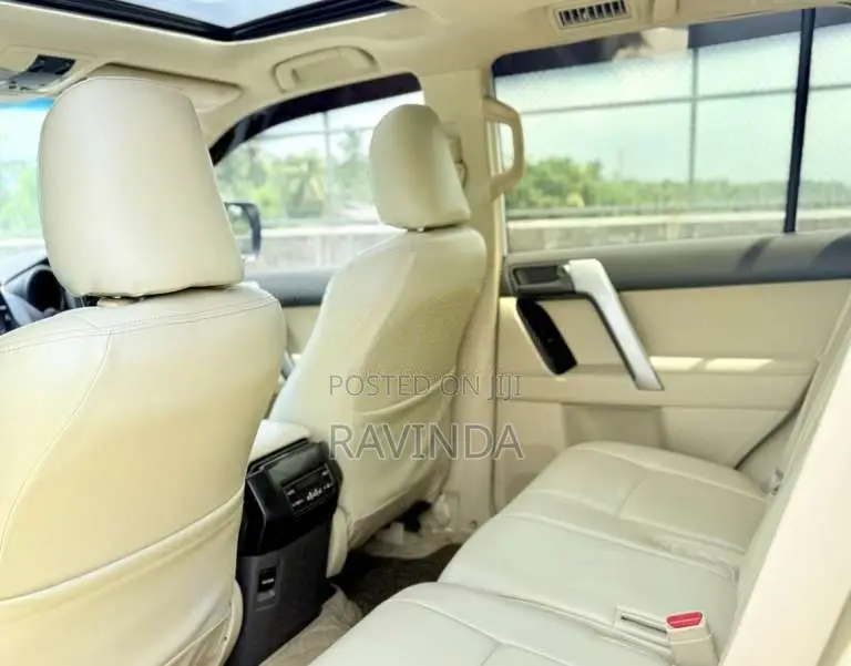 Toyota Prado 2014 SUV (Used)