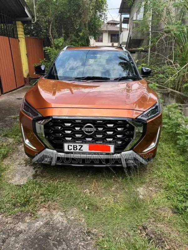 Nissan Magnite CVT Turbo 2025 SUV (Used)