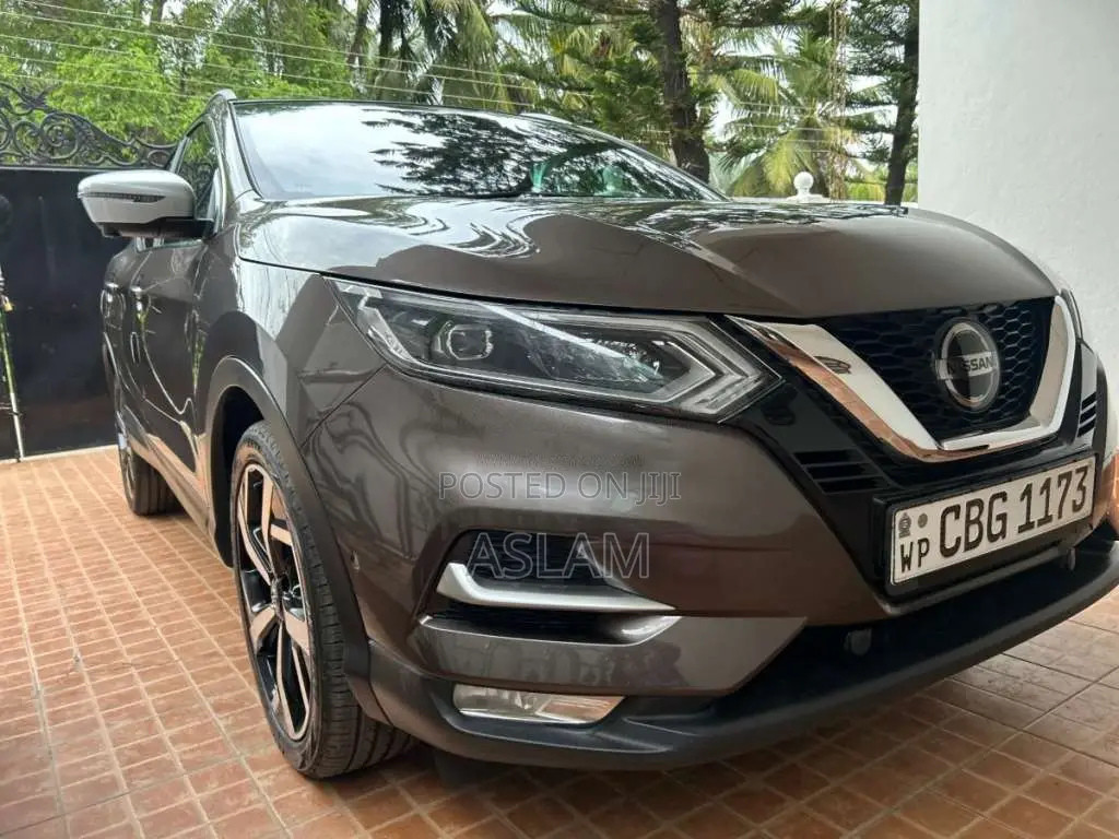 Nissan QASHQAI TEKNA PLUS 2019 SUV (Used)