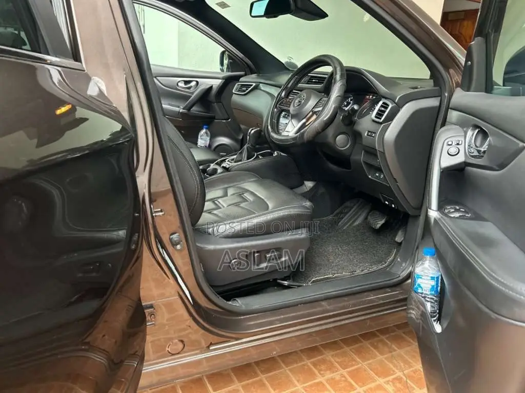 Nissan QASHQAI TEKNA PLUS 2019 SUV (Used)