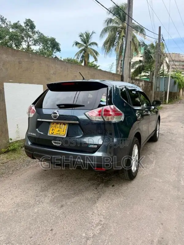Nissan X-Trail 2015 SUV (Used)