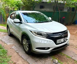 Honda Vezel X 2014 SUV (Used)