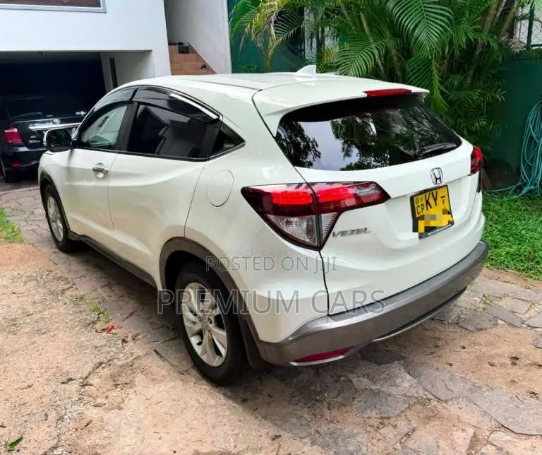 Honda Vezel X 2014 SUV (Used)