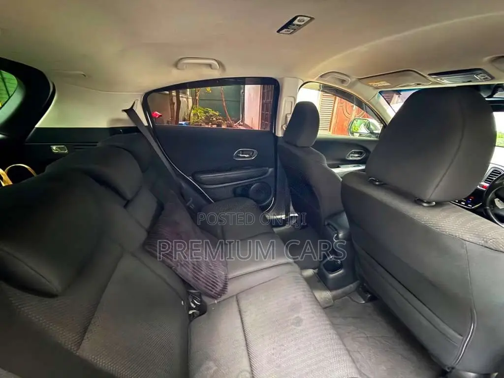 Honda Vezel X 2014 SUV (Used)
