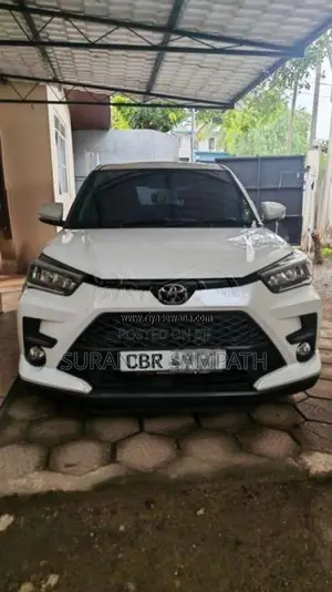 Toyota Raize G Grade 2025 SUV (Used)