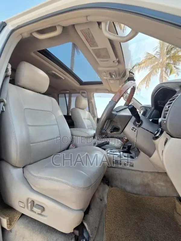 Toyota Land Cruiser Sahara Cygnus V8 2003 SUV (Used)