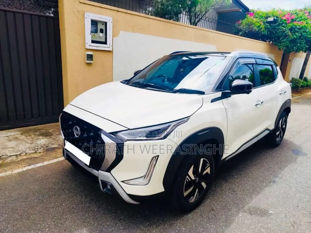 Nissan Magnite Tekna Plus 2025 SUV (Used)