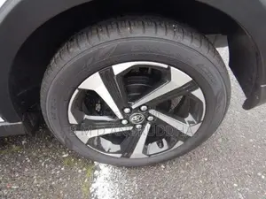 Toyota Raize 2025 SUV (Used)